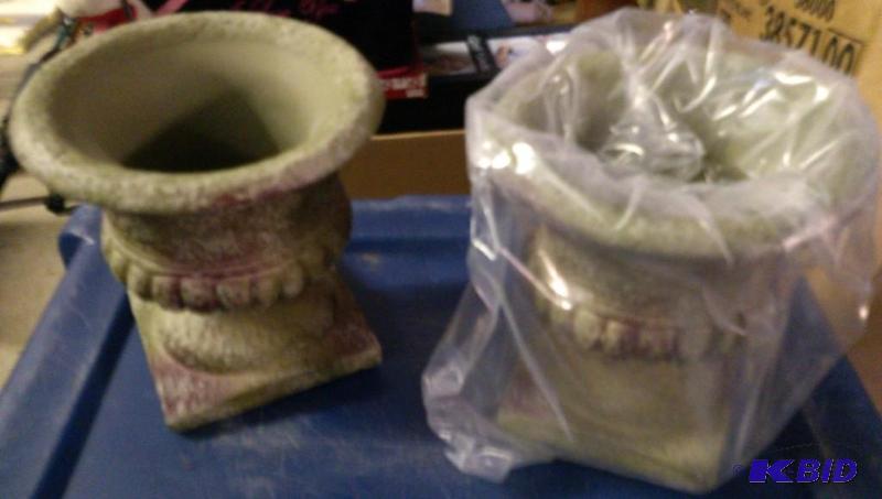 Lot of 2 pottery vases...