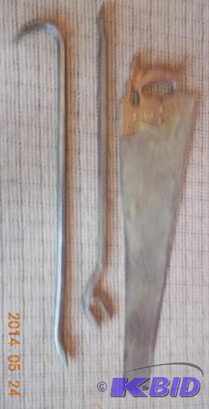 Saw and 2 crow bars...