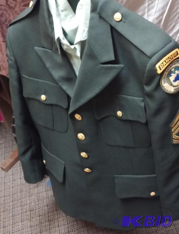 COMPLETE Rangers Uniform. Size 16 C...