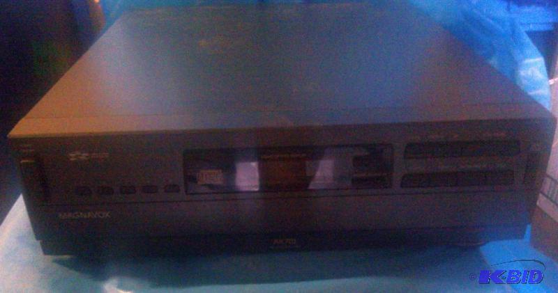 Magnavox multi disc changer AK701...