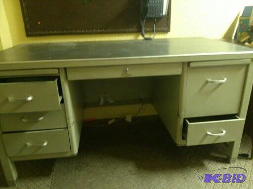 Heavy Metal Desk-Great shape...