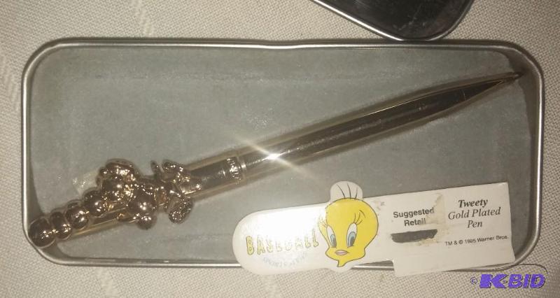 Vintage Tweety Gold Plated Pen Loon...