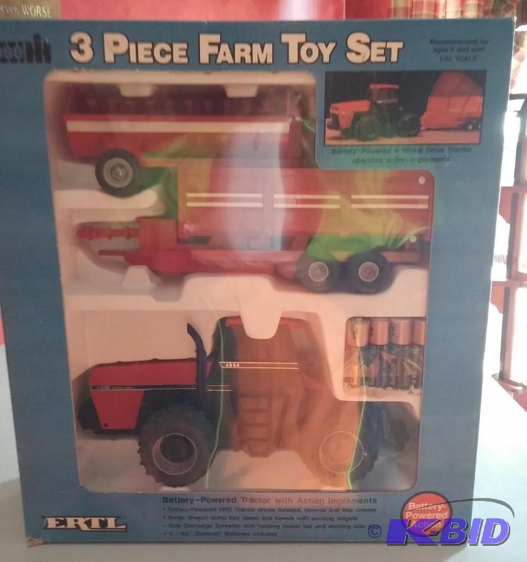 1988 ERTL CASE 3 Piece Farm Toy Set...