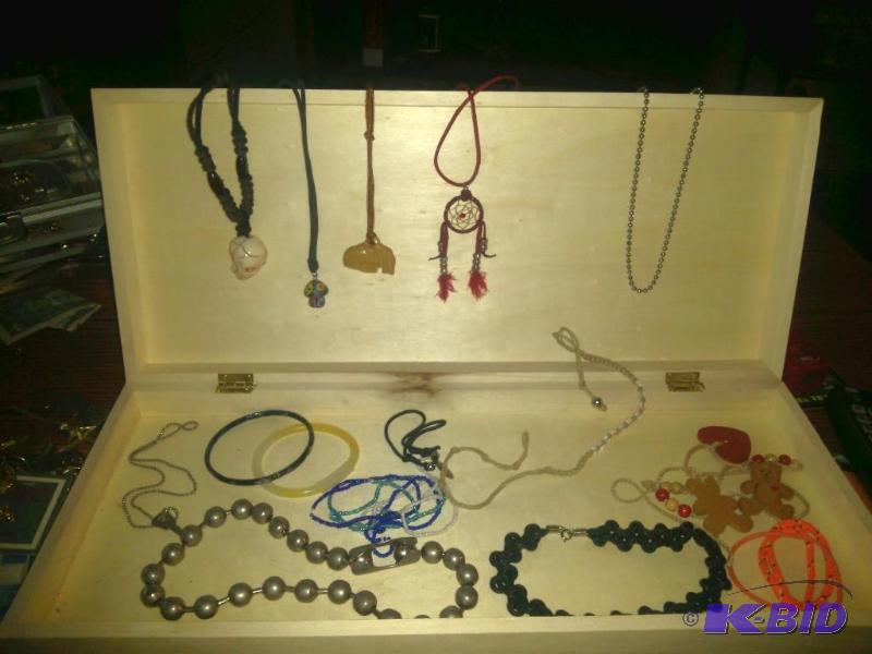 Large Lot of Costume Jewerly-Tween...