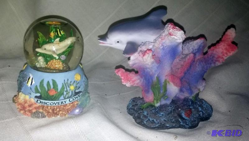 Lot of 32 Dolphin Figurines, water ...