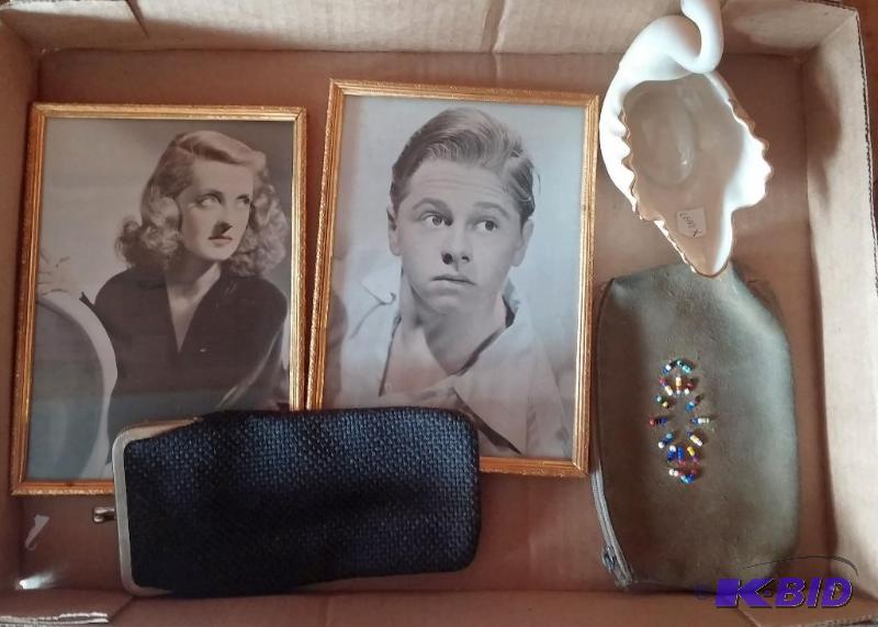 Set of 2 Vintage Coin Purses, Vinta...