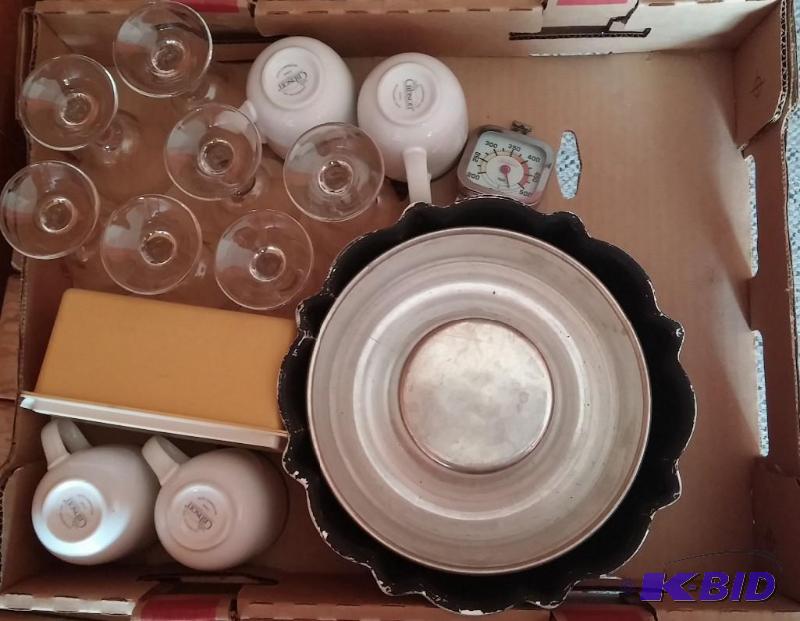 Lot of Wine glasses, bunt pan, jell...