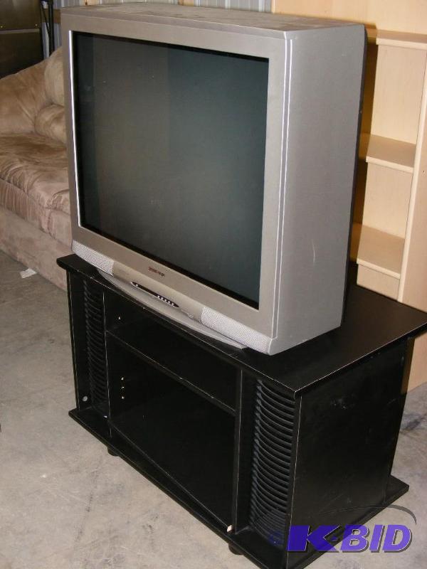 32 Sharp Tv with Stand, with remo...