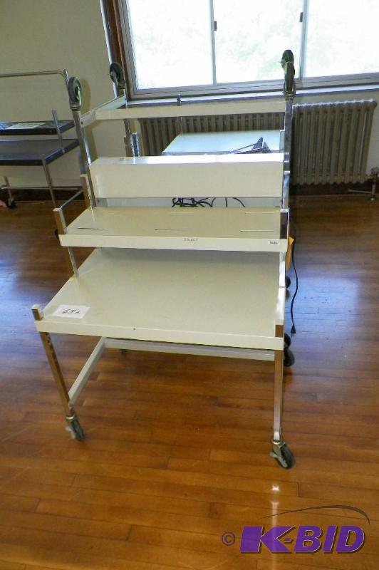 lot 652 image: Computer CartDesk