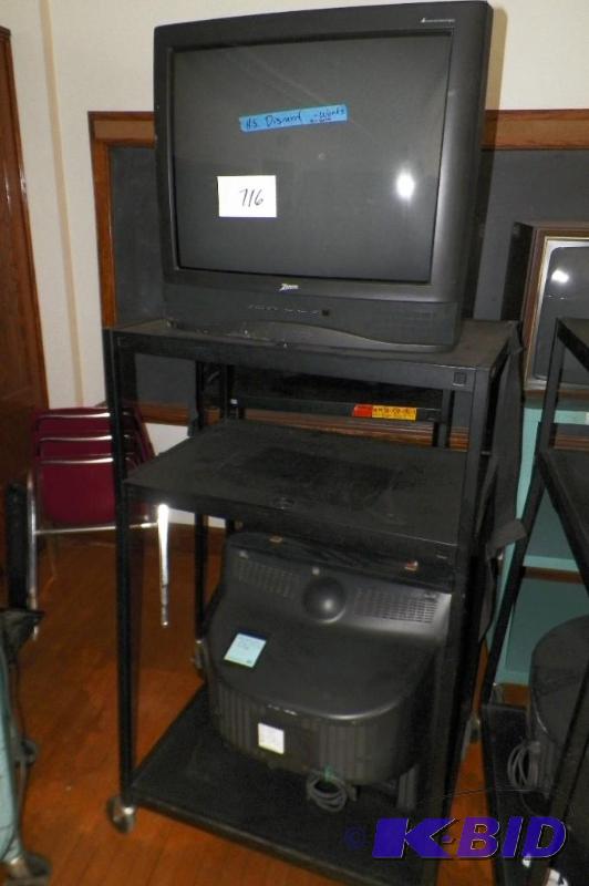 lot 716 image: AVTV Cart