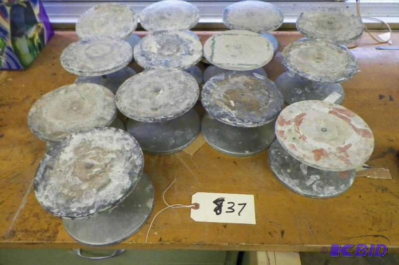 lot 837 image: Metal Pottery Stands