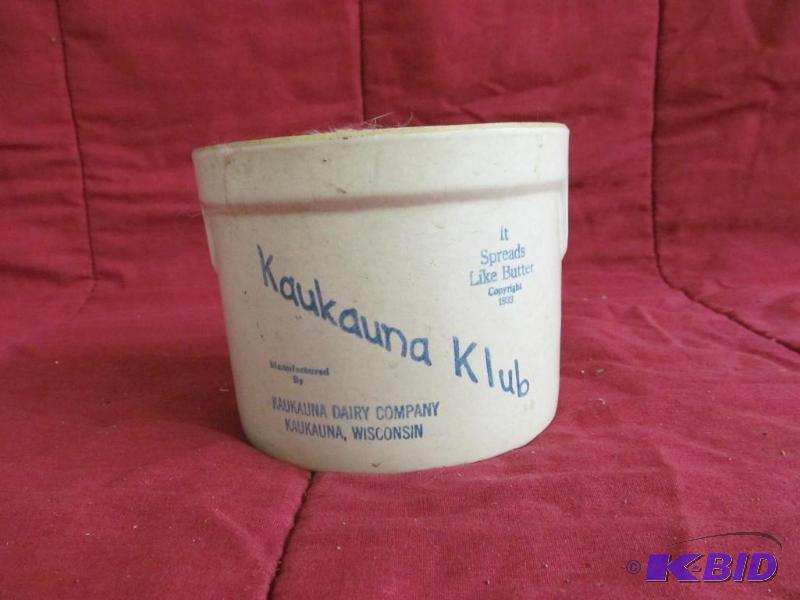 lot 131 image: Vintage