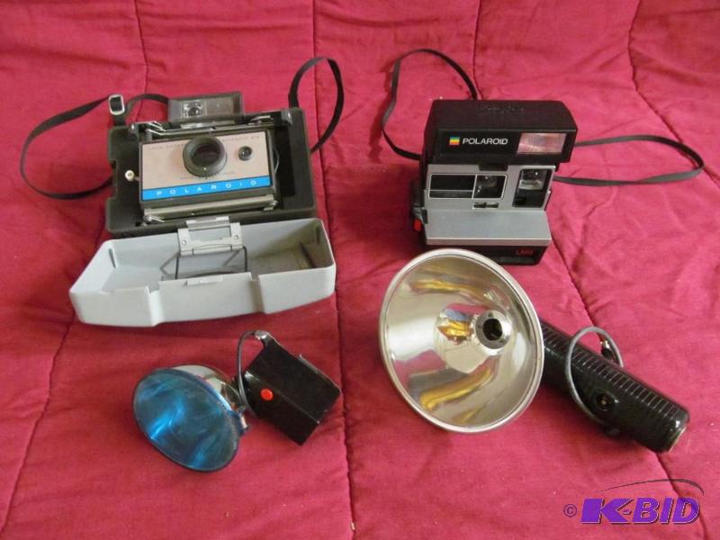 lot 140 image: Camera