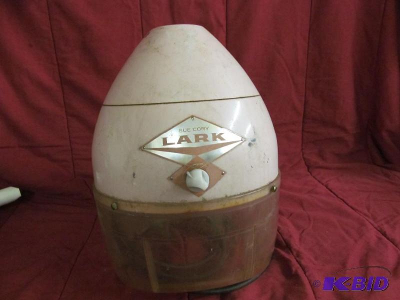 lot 163 image: Vintage