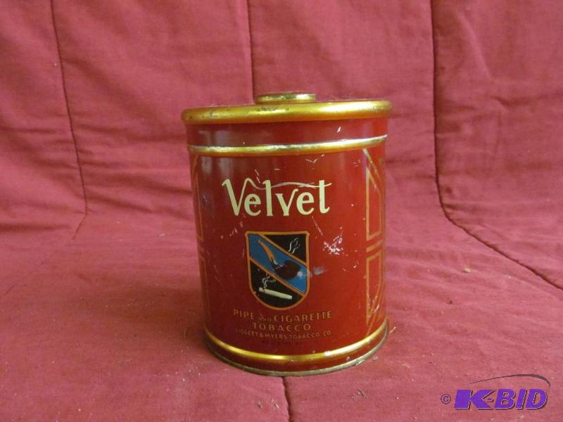 lot 199 image: Tin