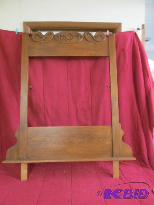 lot 221 image: Vintage