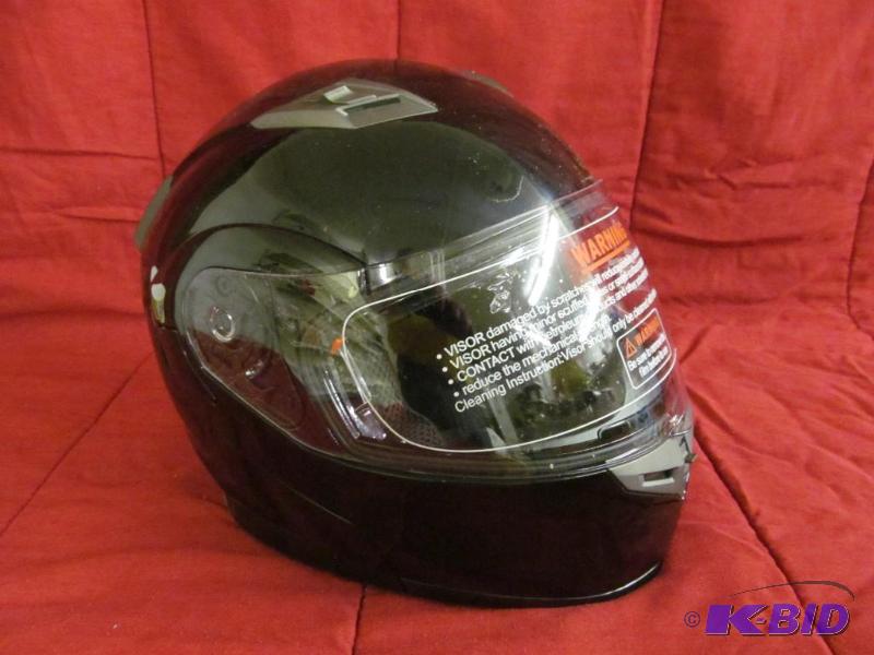 lot 75 image: Helmet