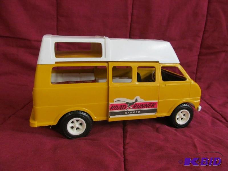 lot 80 image: Toy