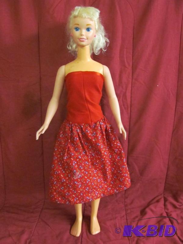 lot 82 image: Toy