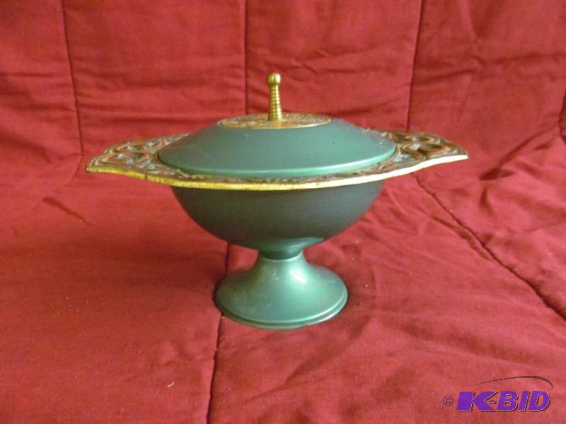 lot 91 image: Vintage