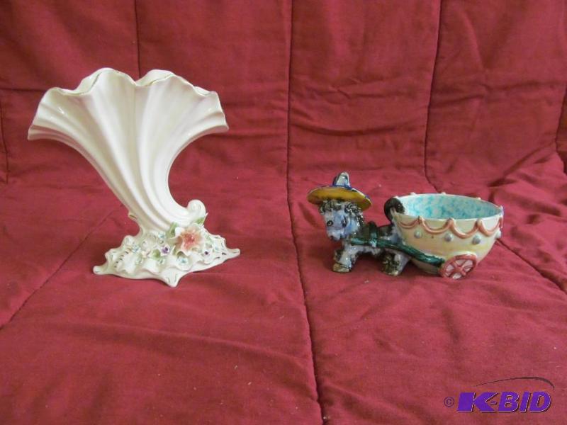 lot 93 image: Planter