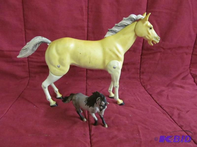 lot 97 image: Toy