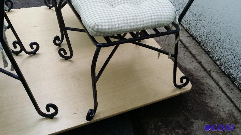 Pier one wrought iron 2024 chairs