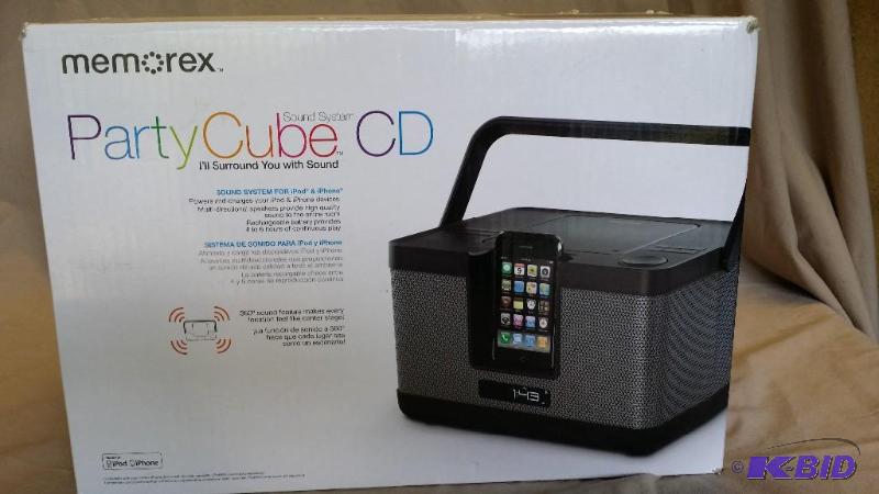 Memorex Party Cube