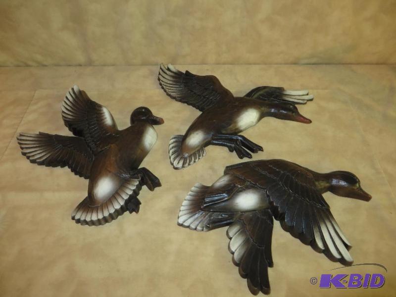 VINTAGE SYROCO DUCKS in flight -- t...