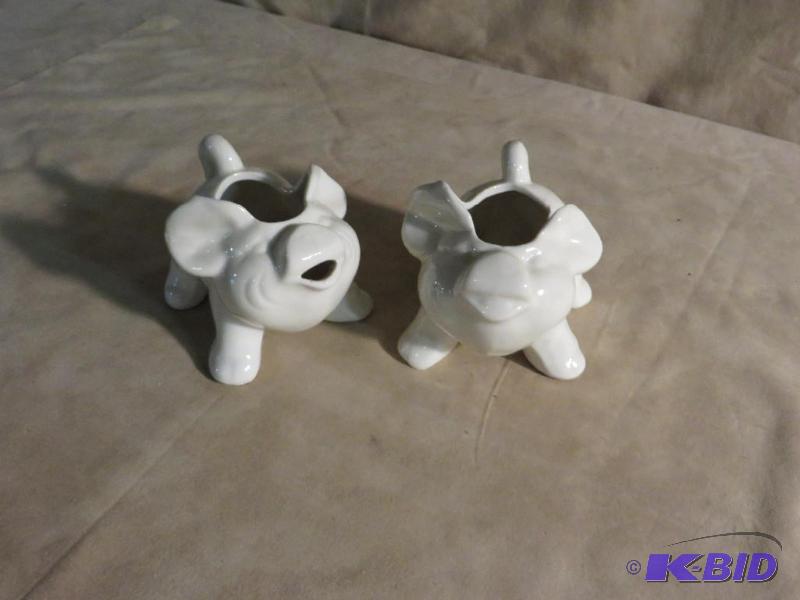 Rare all white unmarked Shawnee Pot...