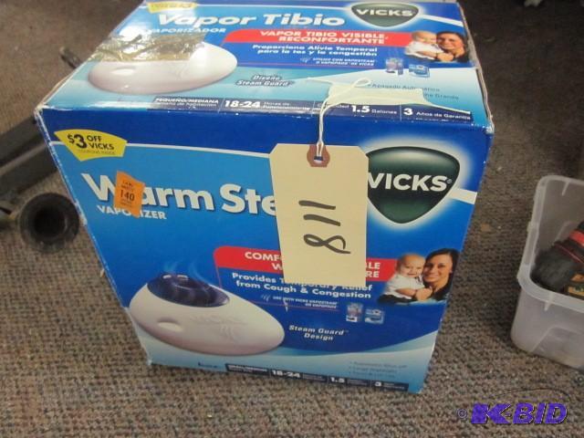 lot 118 image: Vicks Vapor Seamer, new in box....