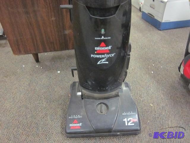 lot 143 image: Bissel Vacuum cleaner....