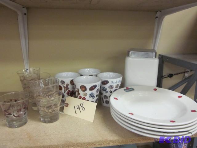 lot 198 image: Lot of pasta bowls and glasses....