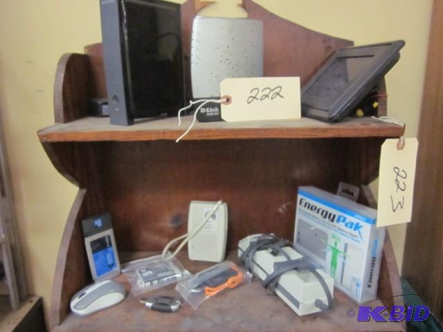 lot 222 image: Lot of electrical items, including ...
