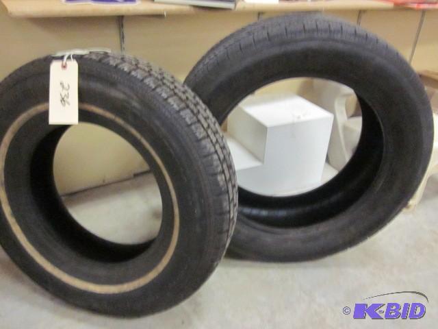 lot 236 image: Pair of tires, 20575 R14 new and 2...