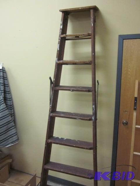 lot 262 image: 8 foot solid wood ladder, very stur...