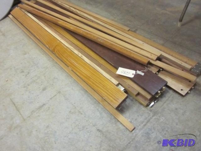 lot 280 image: Lot of wood bed frames, project.....
