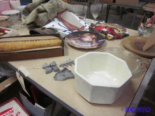 lot 282 image: Entire table of contents shown. Tab...