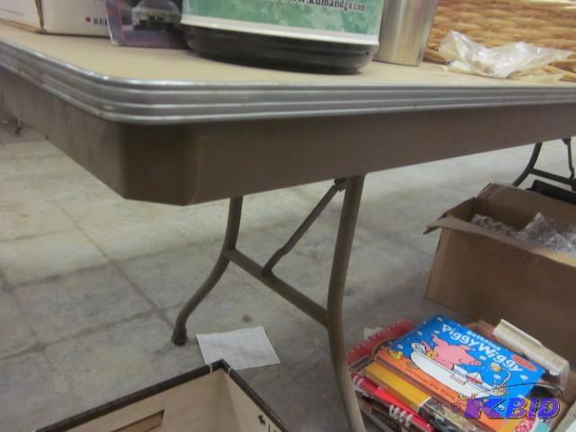 lot 283 image: 8 foot banquet table. Items shown N...