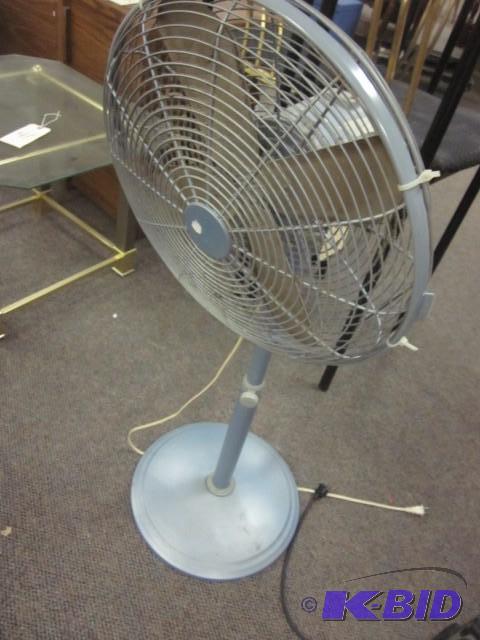 lot 40 image: Metal fan, works, but needs some ad...