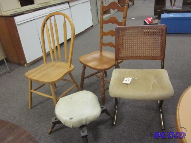lot 44 image: Lot of chairs and ottoman....