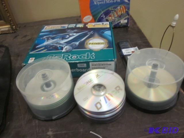 lot 63 image: Lot of computer related items, incl...