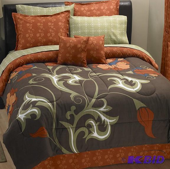8pc Bed Set w12pc Access Set Queen