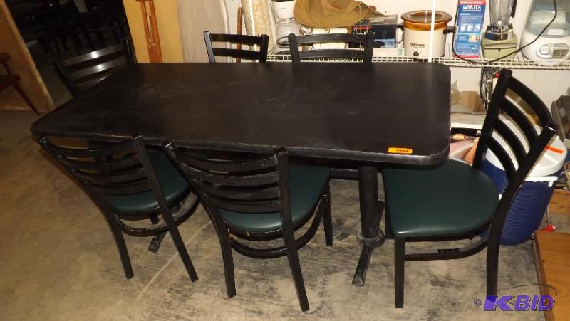 Black Table with 6 Chairs (green se...