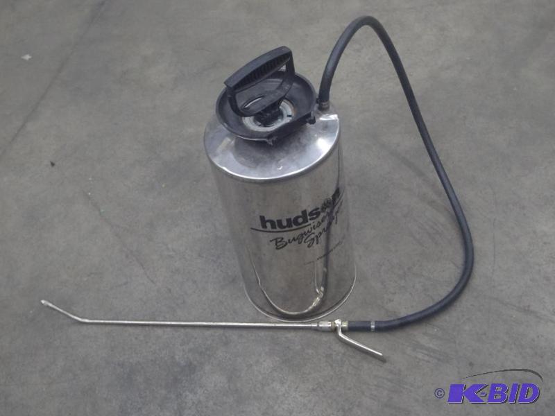 lot 115 image: Hudson 2-Gallon Pump Sprayer...