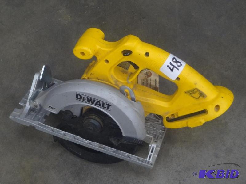 lot 48 image: DeWalt DC390 XRP 6.5" Circular...