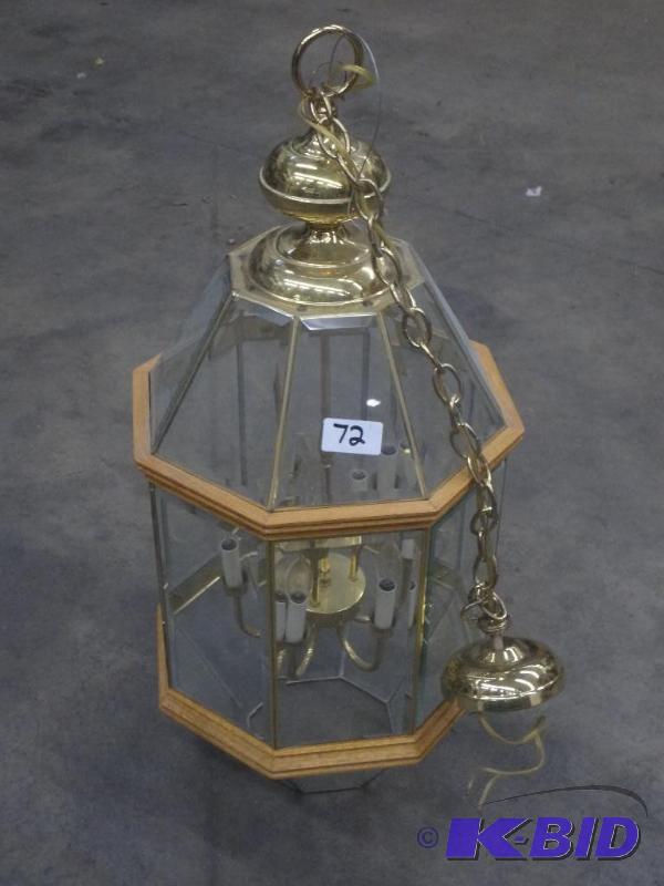 lot 72 image: Beveled Edge Glass 9-Light Chandele...