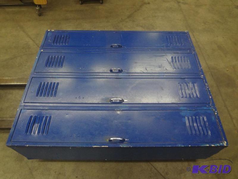 lot 88 image: 4-Section Steel Locker Unit, 6ft He...