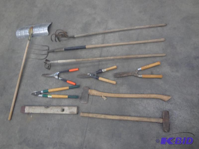 lot 97 image: Large Lot Of Hand Tools...