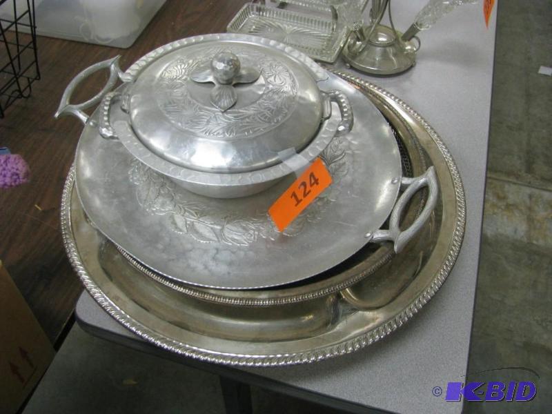 several vintage metal serving items...